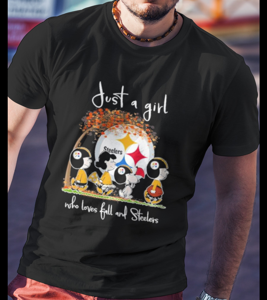 Just A Girl Who Loves Fall And Steelers Peanuts T-Shirt