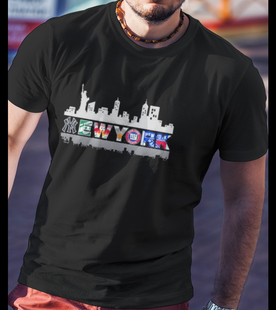 New York City Skyline Yankees Giants Mets Knicks Rangers T-Shirt