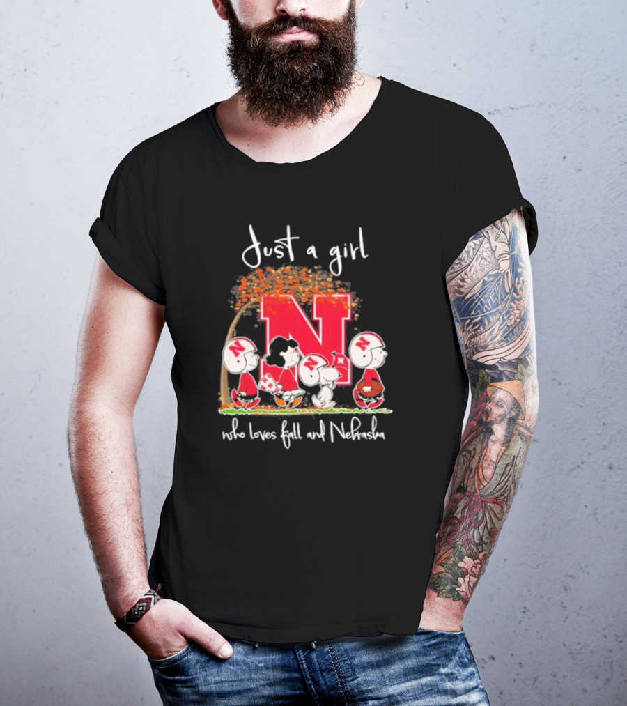 Just A Girl Who Loves Fall And Nebraska Peanuts Gang Football T-Shirt