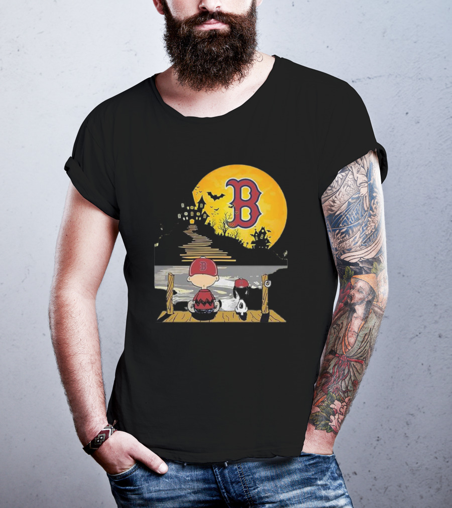 Snoopy And Charlie Brown Boston Red Sox Halloween Moon Scene T-Shirt