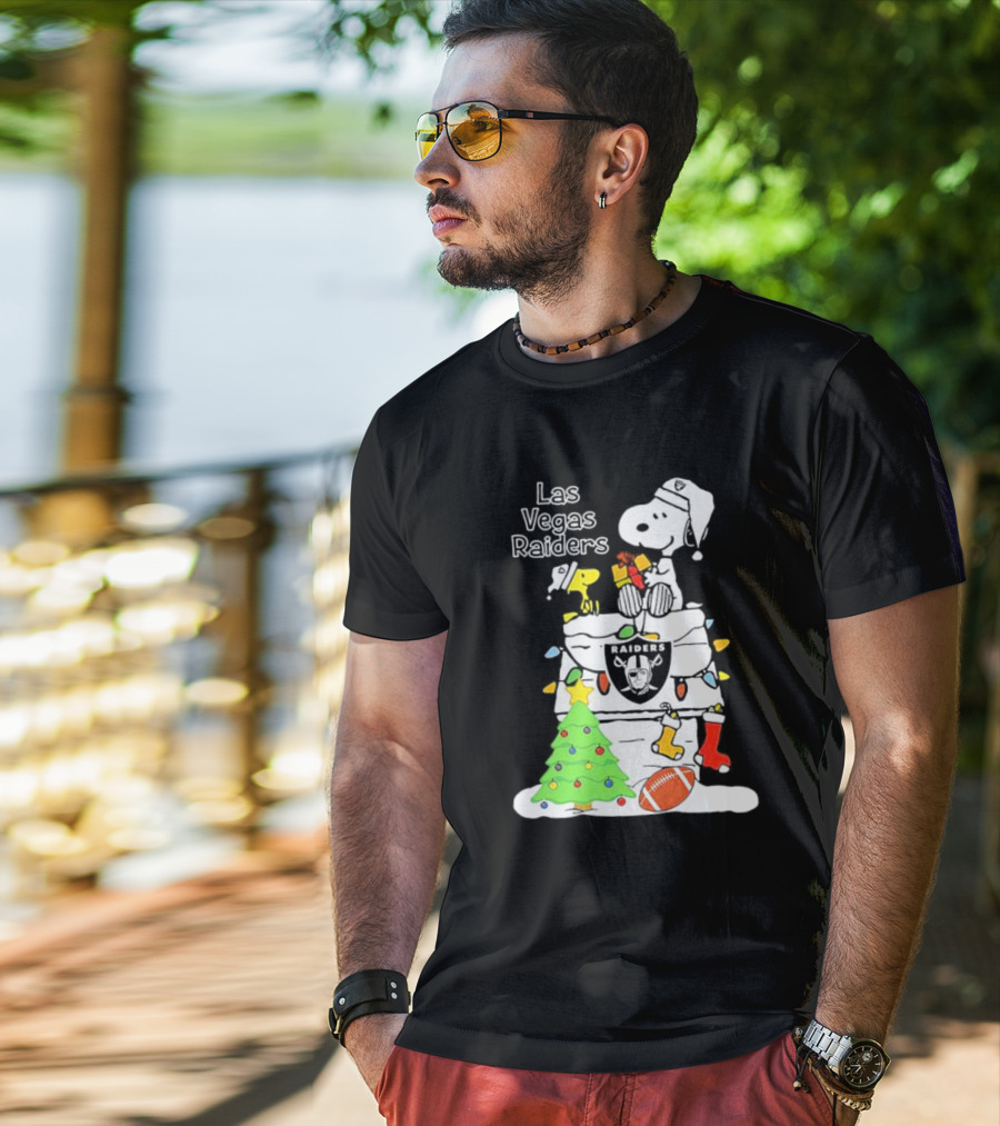 Las Vegas Raiders NFL Christmas Snoopy And Woodstock With Tree And Football T-Shirt