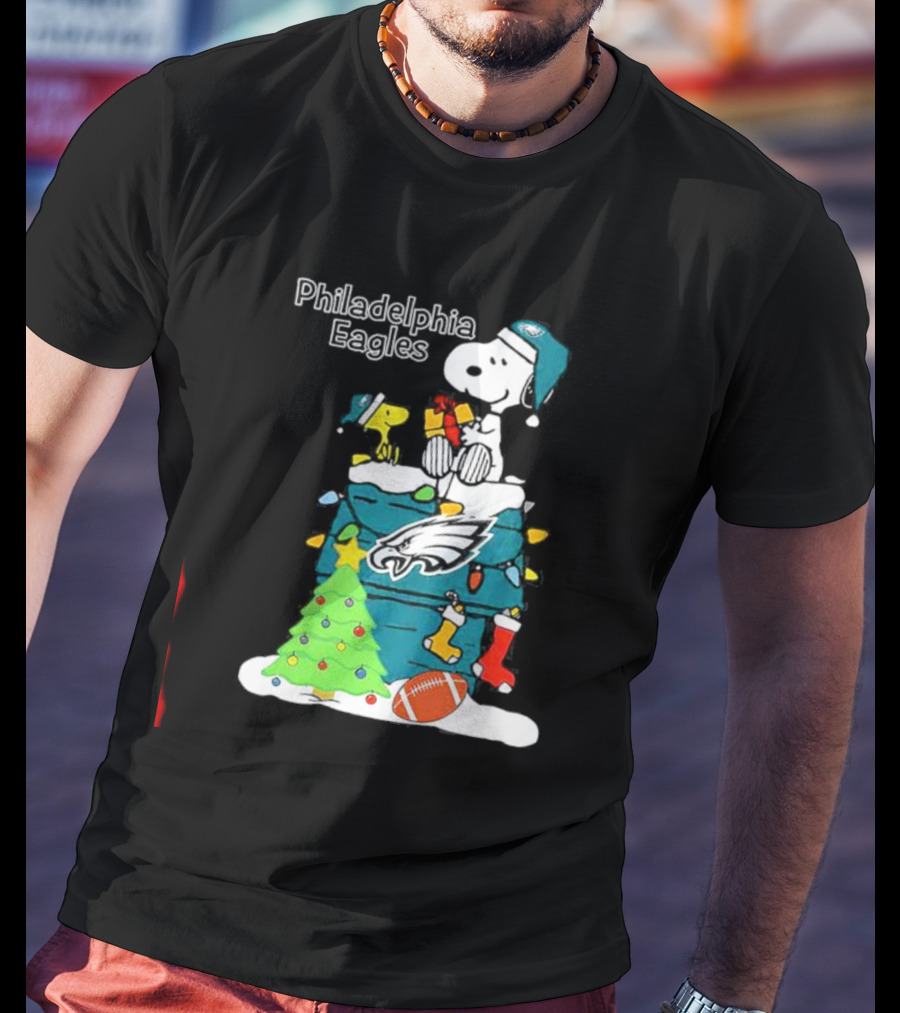 Philadelphia Eagles Christmas Snoopy With Woodstock And Football T-Shirt