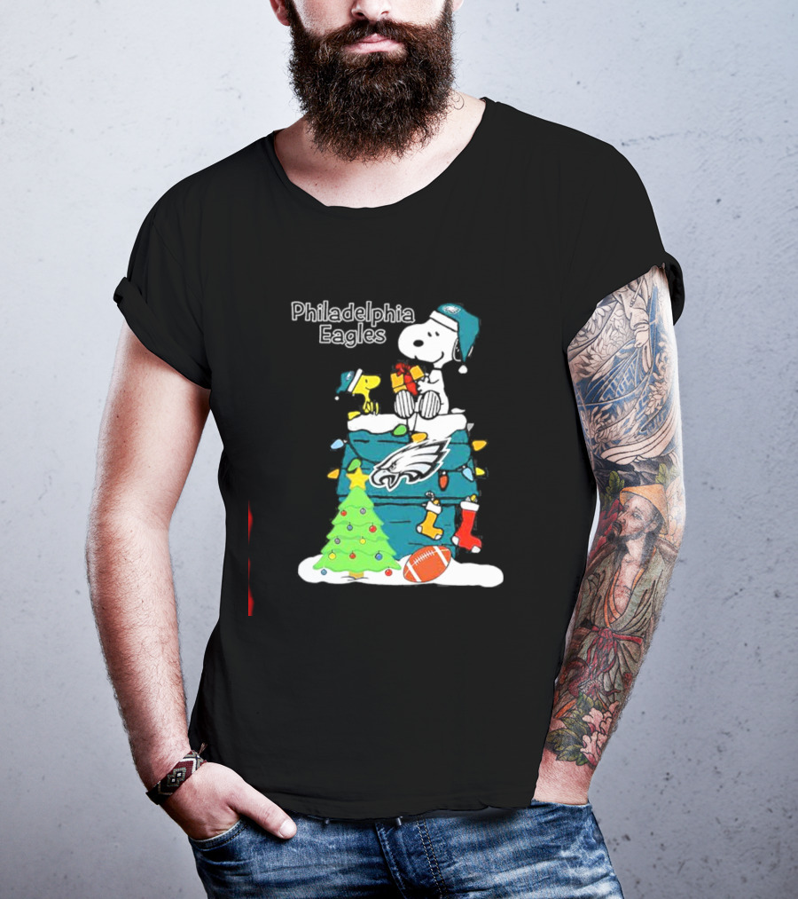 Philadelphia Eagles Christmas Snoopy With Woodstock And Football T-Shirt
