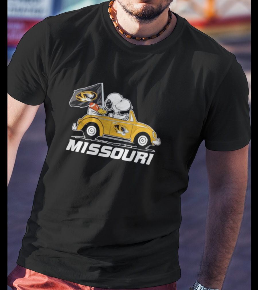 Missouri Tigers Snoopy Woodstock Driving Car T-Shirt