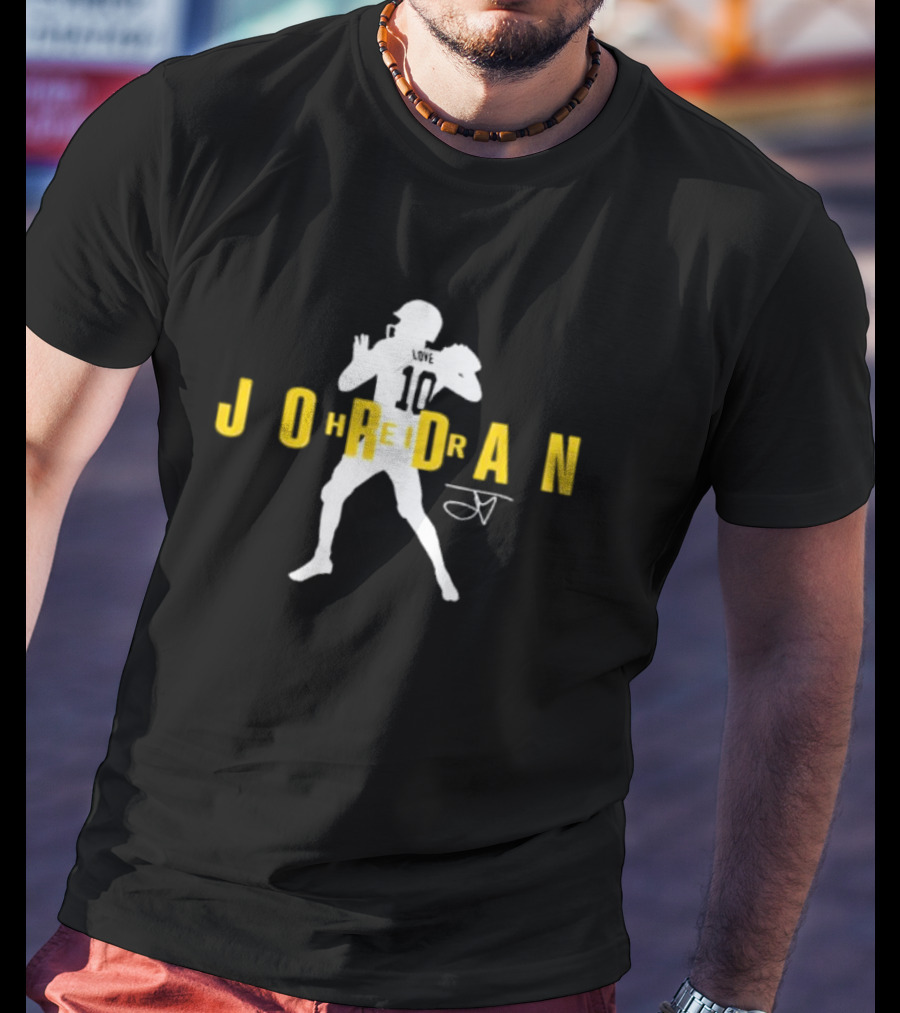 Heir Jordan Love Quarterback Silhouette Signature T-Shirt
