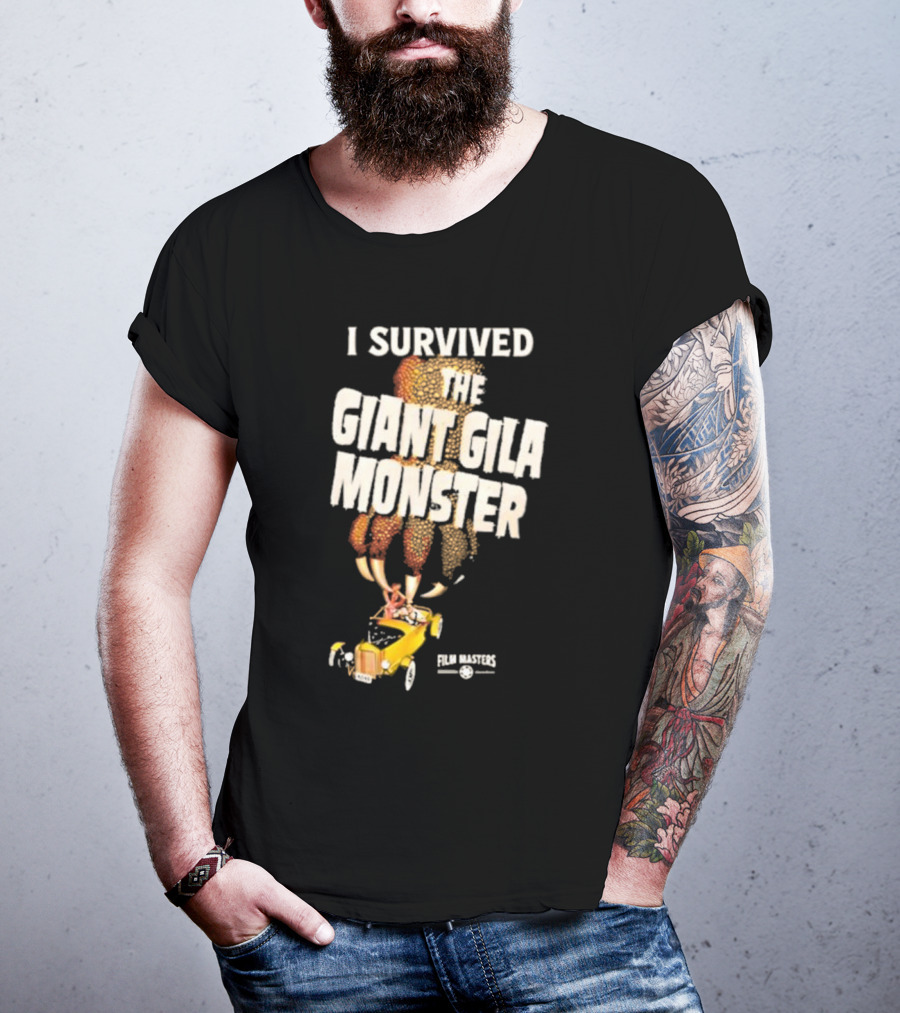 I Survived The Giant Gila Monster Film Masters Vintage Car Scene T-Shirt