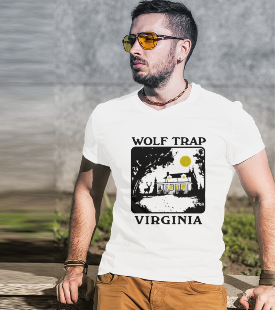 Wolf Trap Virginia Moonlit House Scene T-Shirt