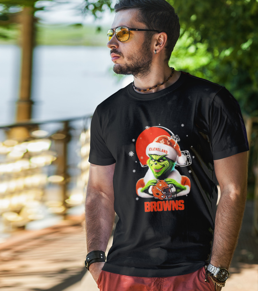Santa Grinch Love Cleveland Browns Merry Christmas T-Shirt