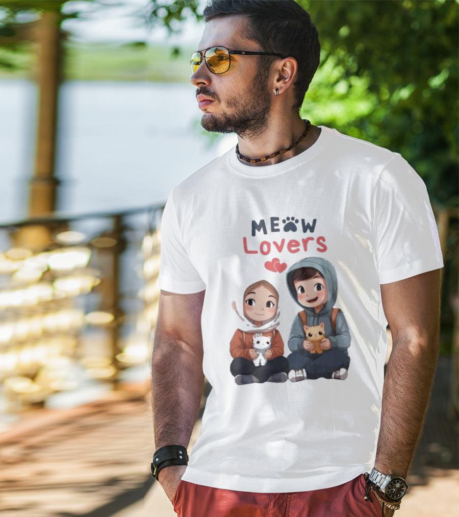 Meow Lovers Cute Boy And Girl With Kittens T-Shirt