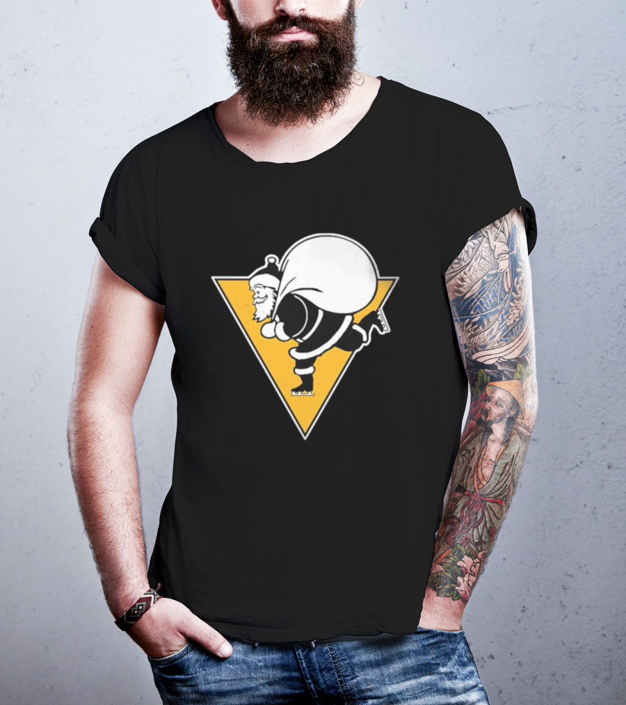 Pittsburgh Penguins Santa Skates Christmas Hockey T-Shirt