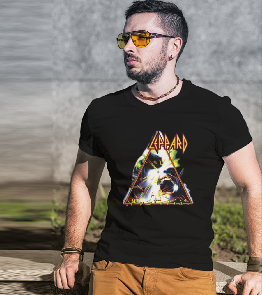 Def Leppard Hysteria Triangle Logo Rock Music Band T-Shirt