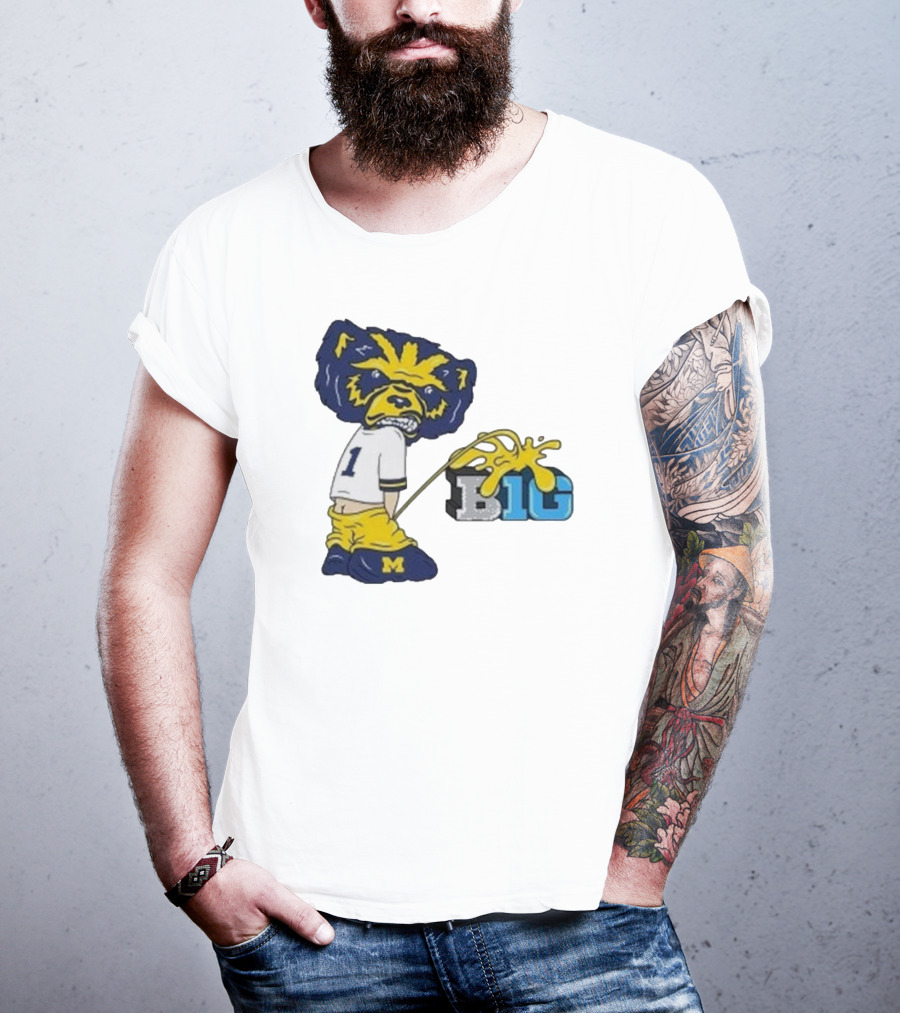 MI Wolverine Mascot Pissing On Big Ten Logo T-Shirt