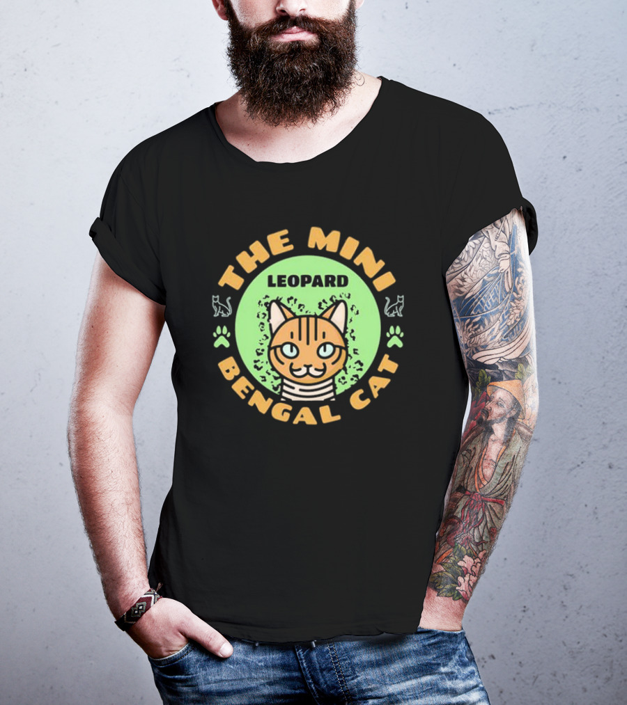 THE MINI LEOPARD BENGAL CAT PAWS AND WHISKERS ICONS T-Shirt
