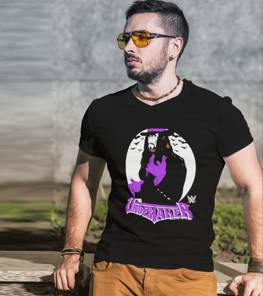 WWE Undertaker Purple Hat Bats Circle T-Shirt