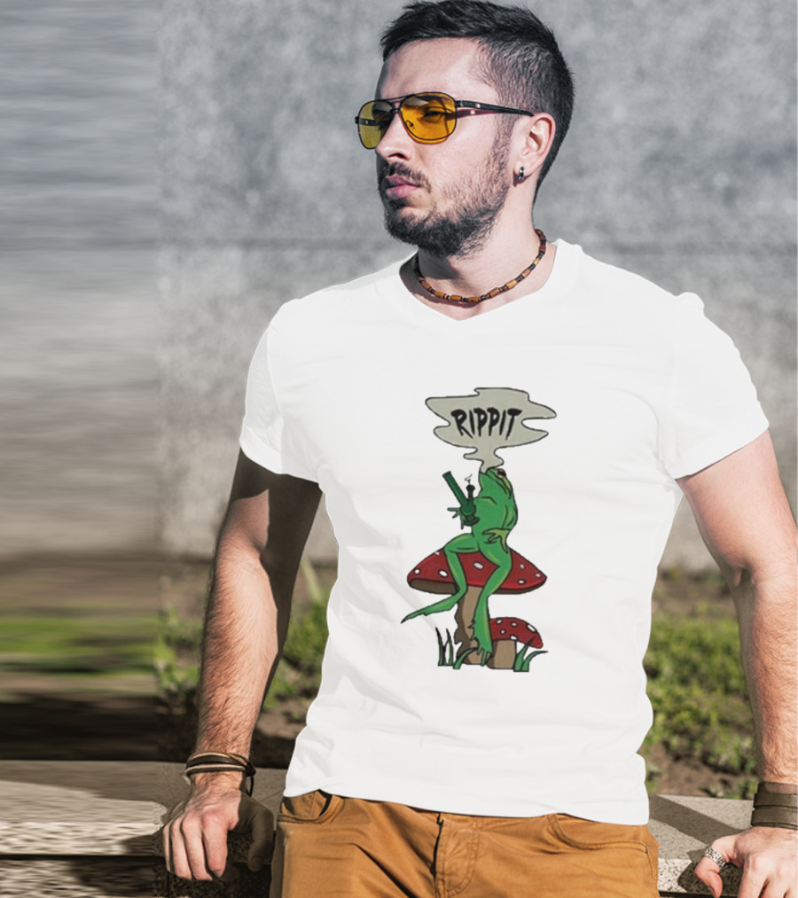 Fourtwenty Rippit Frog Smoking On Mushroom T-Shirt
