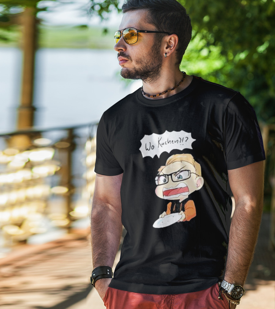 Wo Kuchen?? Cartoon Character With Glasses And Empty Plate T-Shirt