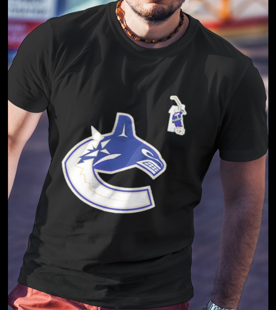 Luongo #1 Vancouver Canucks Orca Logo Ring Of Honour T-Shirt