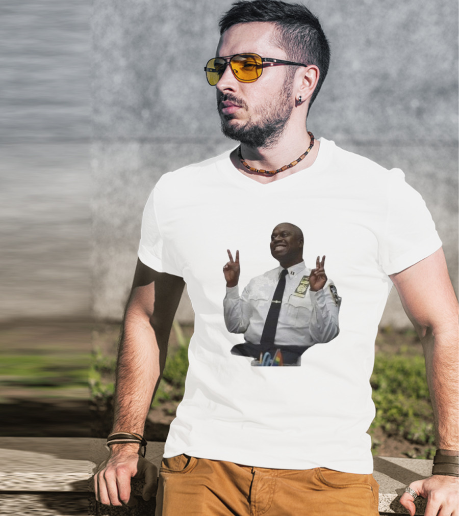 Smiling Captain Raymond Holt Andre Braugher Peace Signs Brooklyn Nine Nine T-Shirt