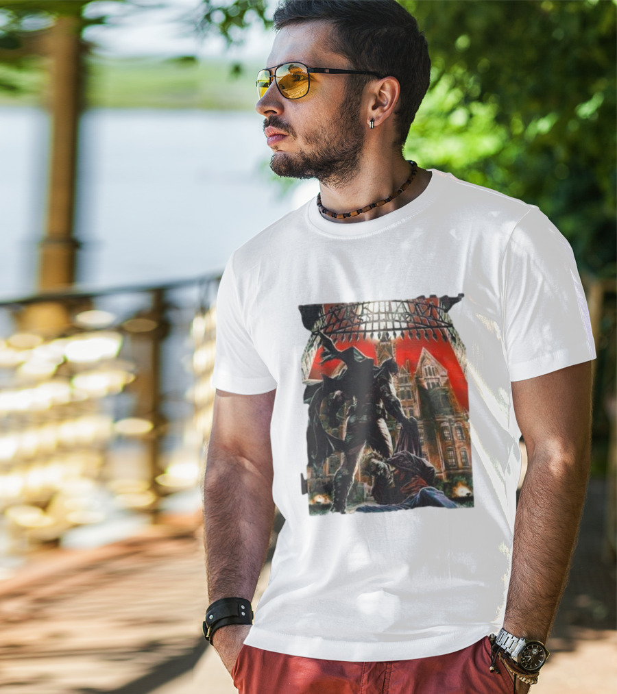 Batman Arkham Asylum Gothic Gate Dynamic Red Background Scene T-Shirt