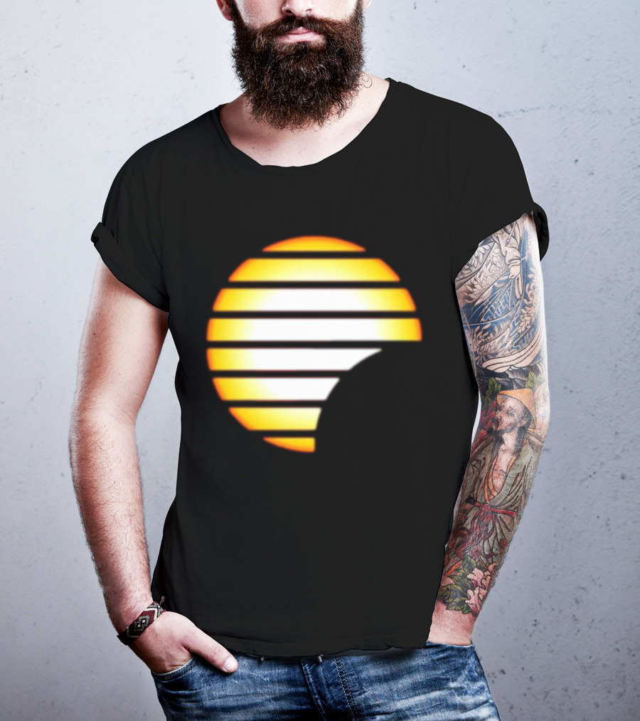 Quality Magna Cartel Sun Logo Magna Carta Magna Carta Cartel Sunset Stripes Circular T-Shirt