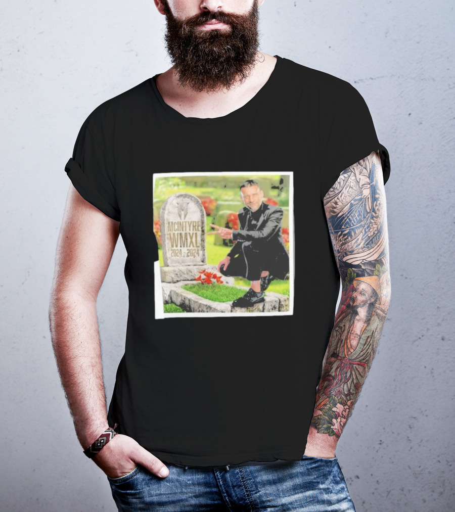 CM Punk Pointing At McIntyre WMXL Tombstone T-Shirt