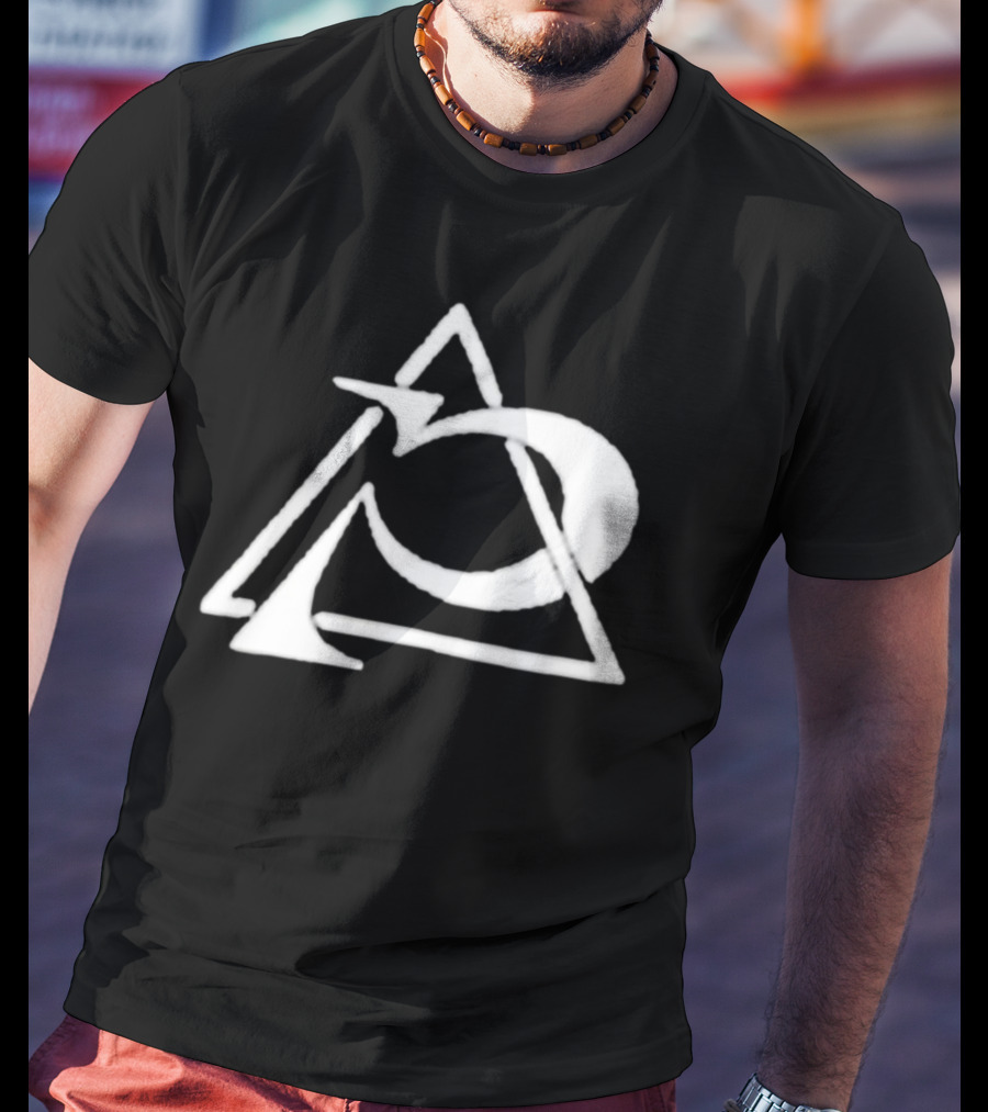 Zig Poppy Abstract Triangle T-Shirt