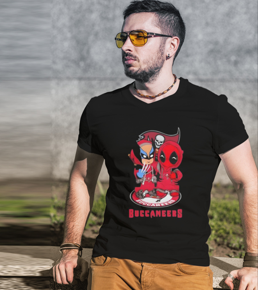 Tampa Bay Buccaneers Marvel Wolverine Deadpool Buccaneers T-Shirt