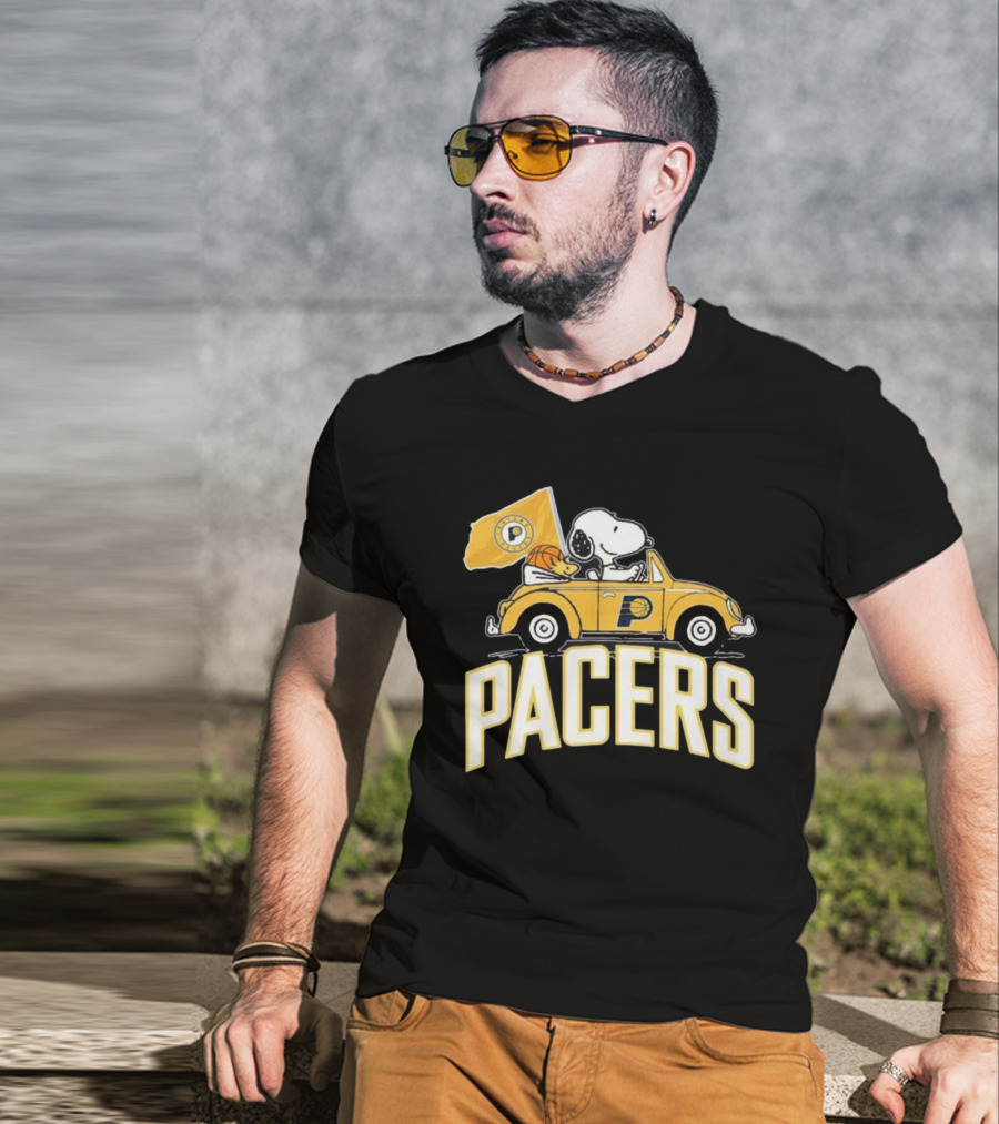 Indiana Pacers Snoopy Fan Forever Basketball Team Car Flag T-Shirt
