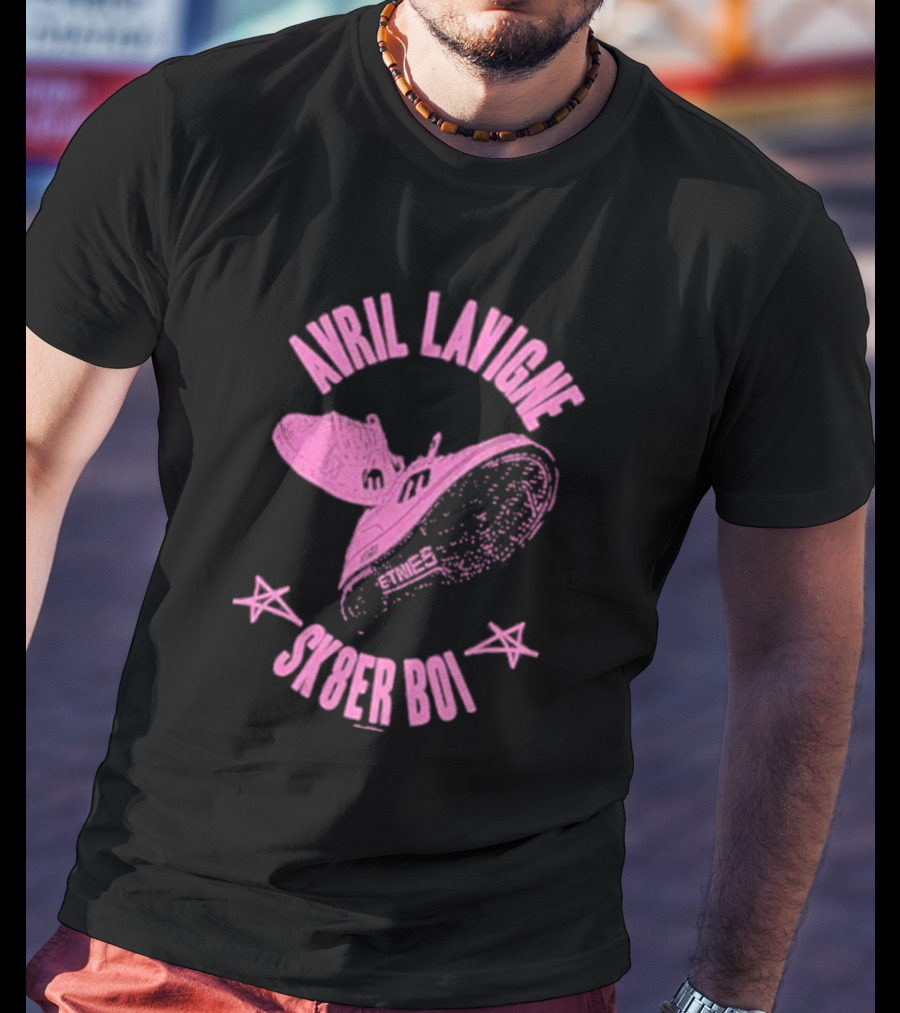 AVRIL LAVIGNE SK8ER BOI ETNIES STAR T-Shirt