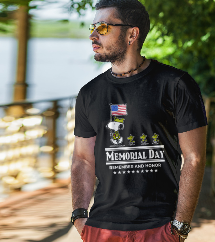 Memorial Day Snoopy And Woodstock Remember And Honor With American Flag T-Shirt