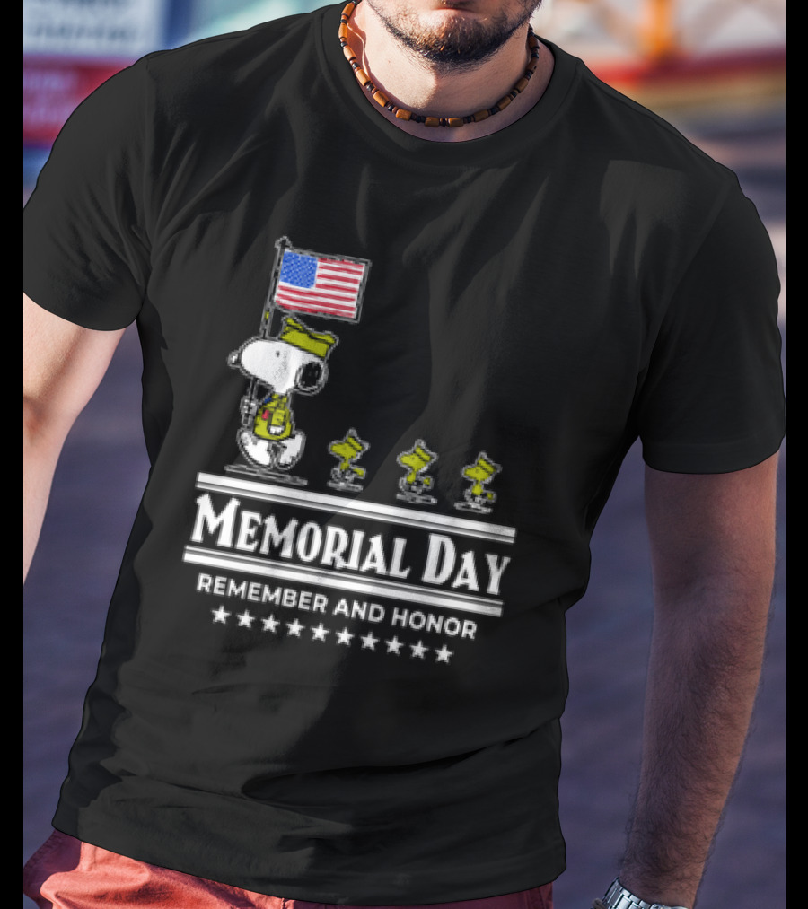 Memorial Day Snoopy And Woodstock Remember And Honor With American Flag T-Shirt
