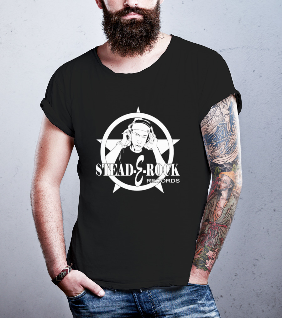 Stead E Rock Records Erockalipse DJ Headphones Star Emblem T-Shirt