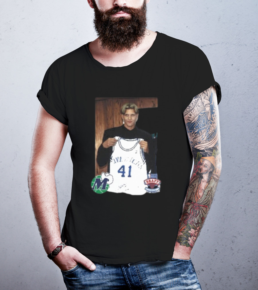 Luka Doncic Dirk Nowitzki Mavericks 41 NBA Draft Jersey Photo T-Shirt