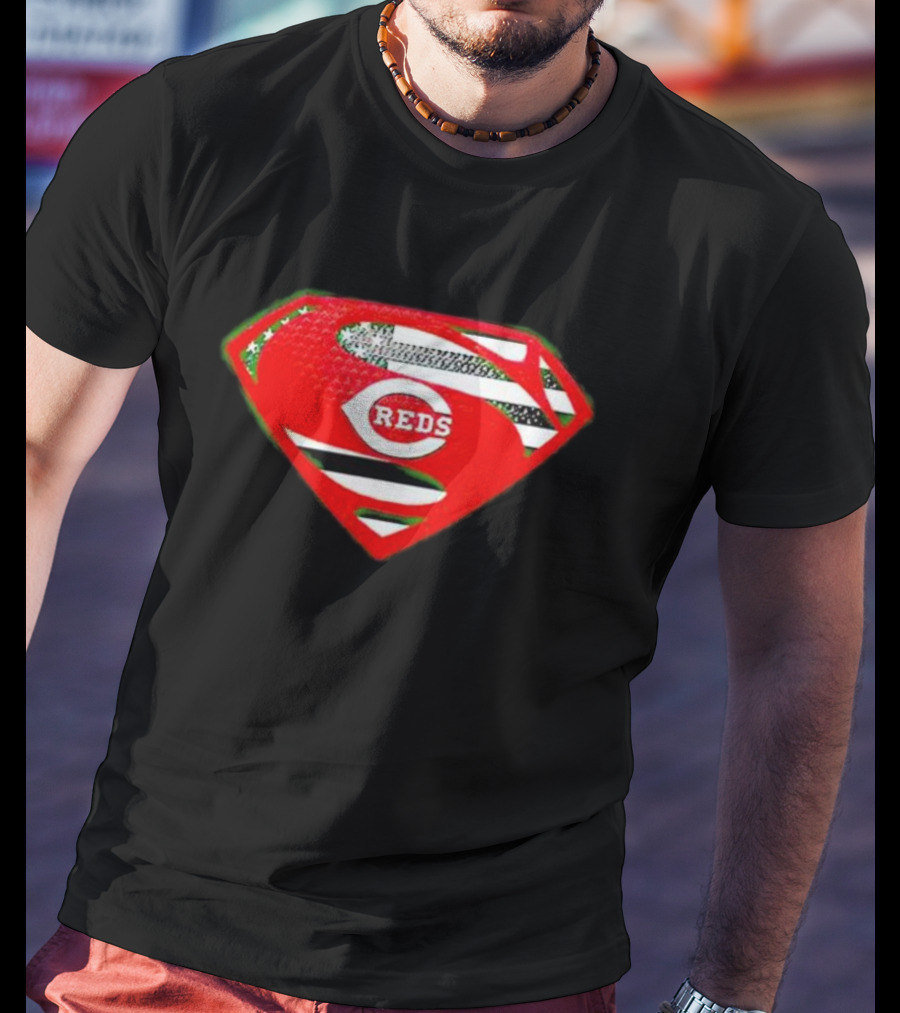 Cincinnati Reds Superman Shield USA Flag T-Shirt