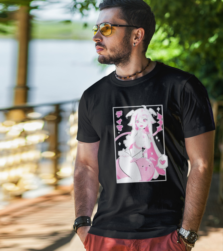 Uwumarket Dimatheduchess Thigh Love Pink Anime Character With Heart And Japanese Text T-Shirt