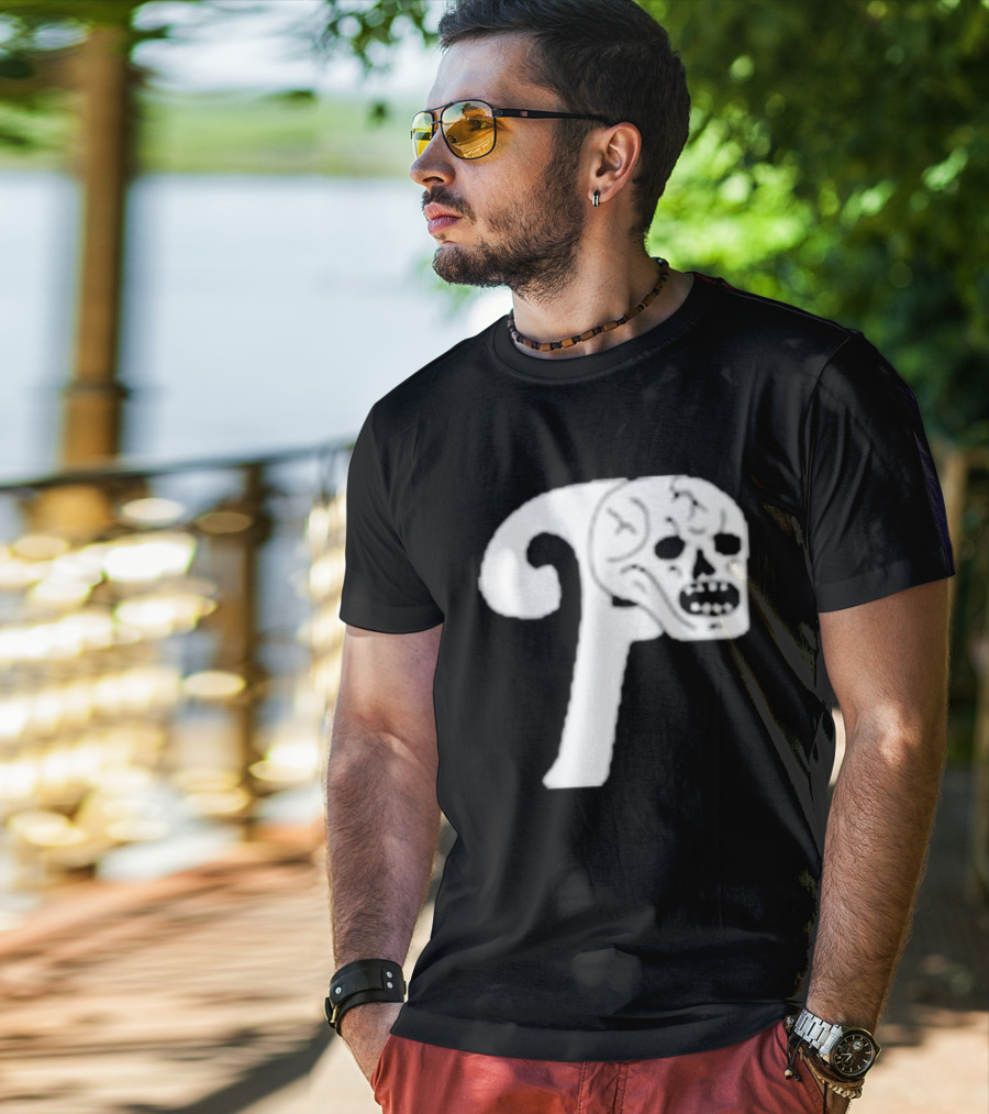 Philadelphia The Fighting Piss Missiles Skull T-Shirt