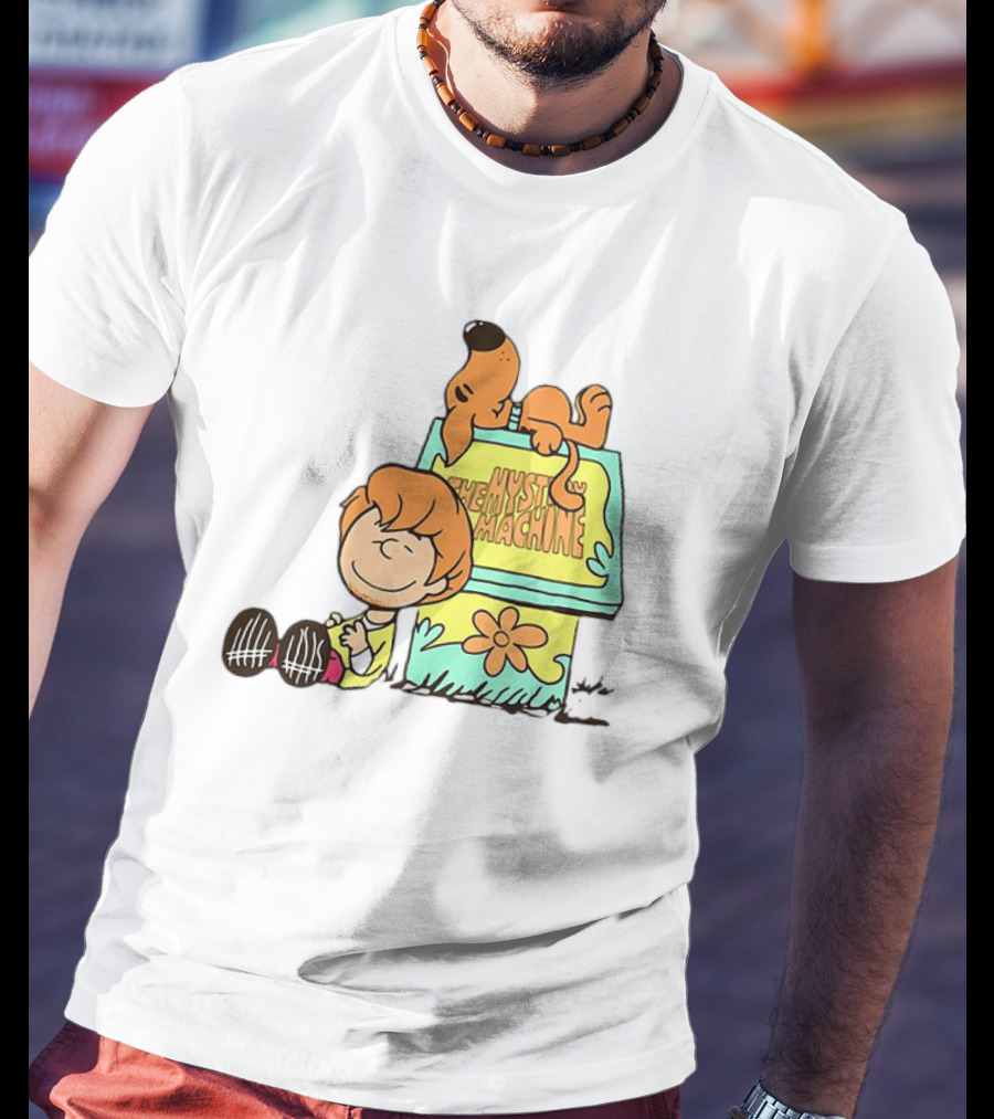 Scooby Doo And Shaggy Rogers Snoopy Style Mystery Machine T-Shirt