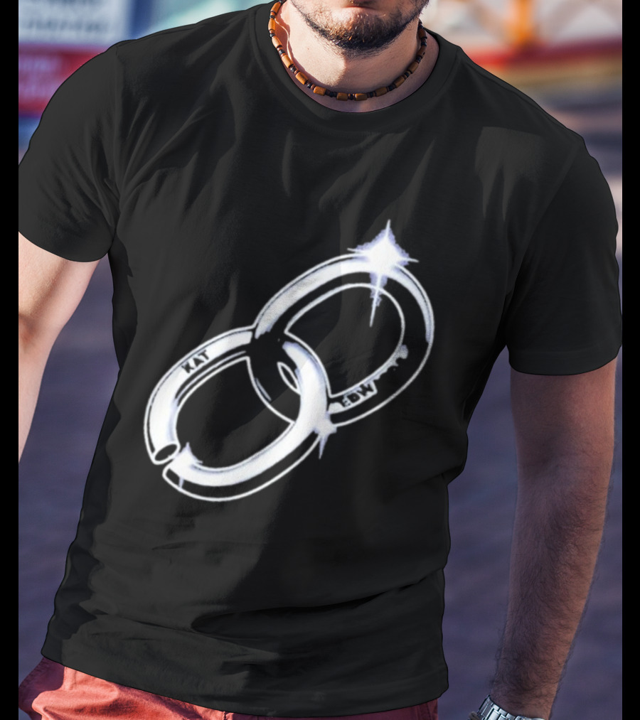 Kat Edwards Broken Link Chain T-Shirt