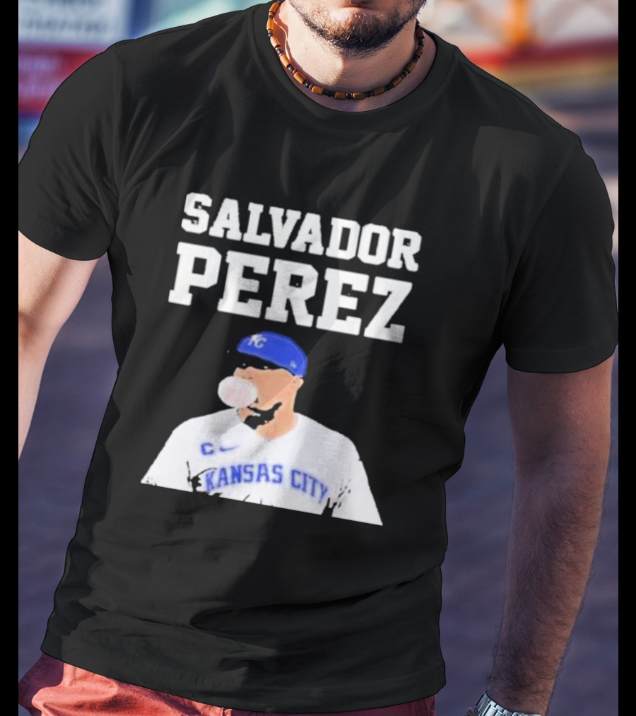 SALVADOR PEREZ KANSAS CITY BUBBLE GUM KING KC BASEBALL T-Shirt