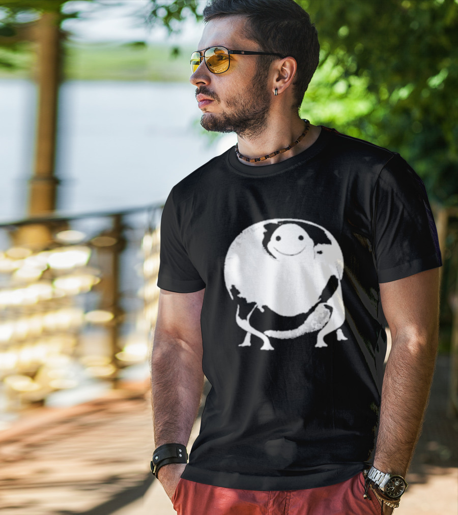 Marble City Pizza Cow Happy Black And White Smiling Cow T-Shirt