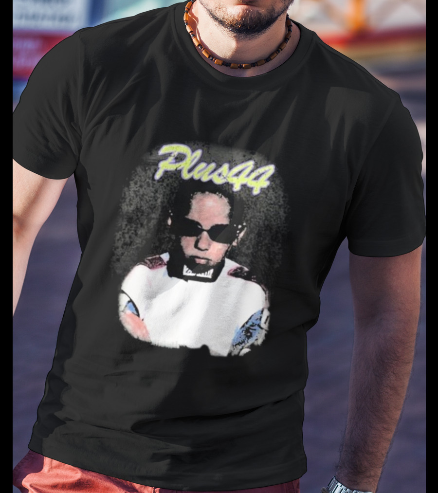 Lewis Hamilton Plus 44 Vintage Style Portrait T-Shirt