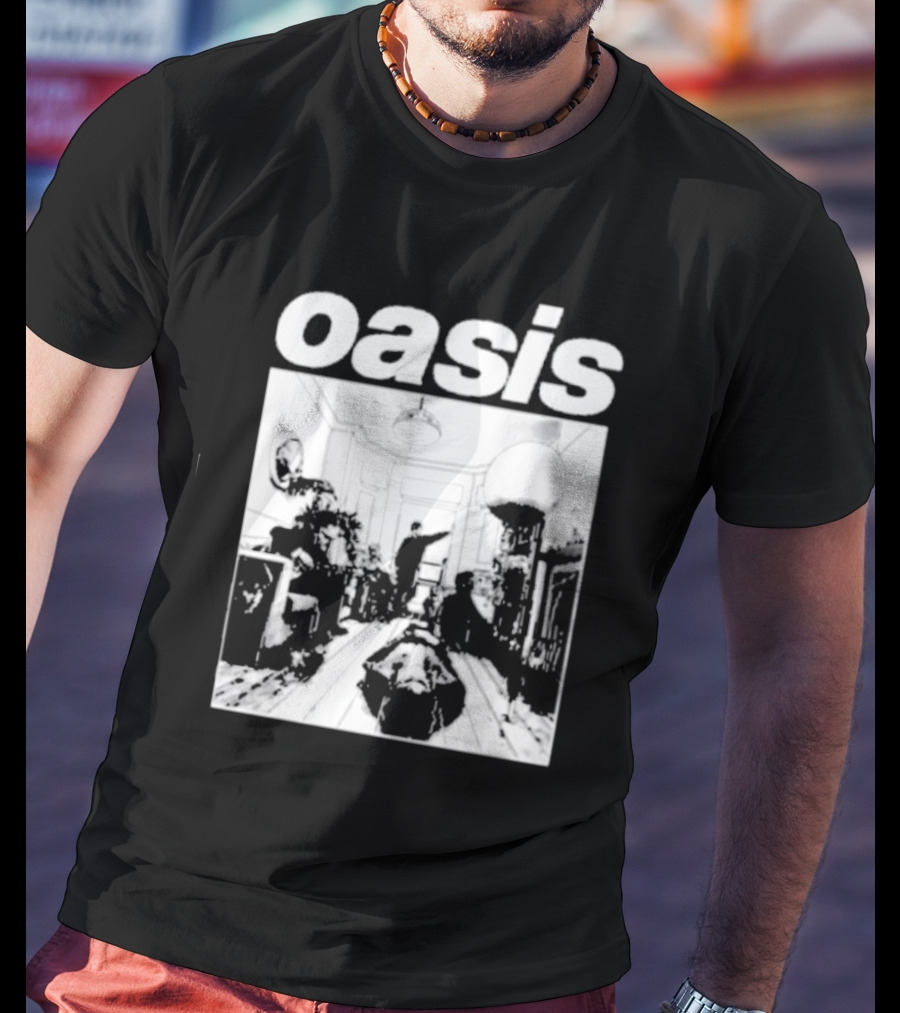 Oasis Definitely Maybe Monochrome Room Scene T-Shirt