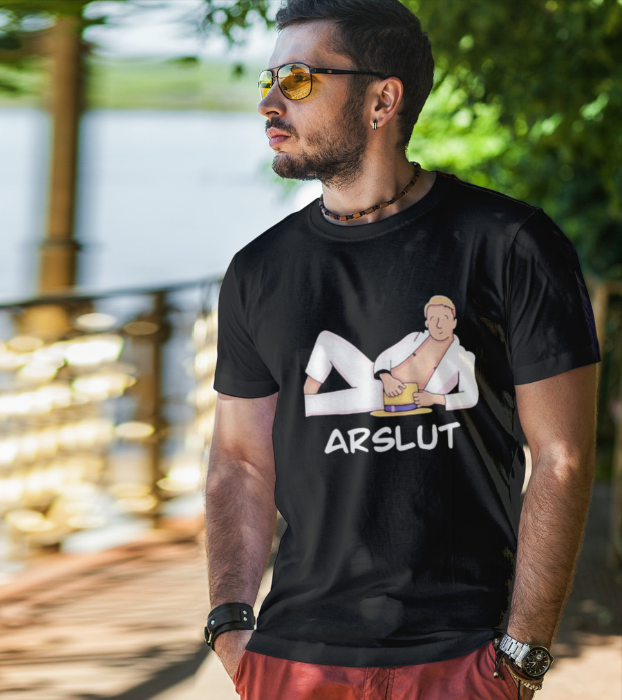 Poorly Drawn Arslut Arsenal T-Shirt