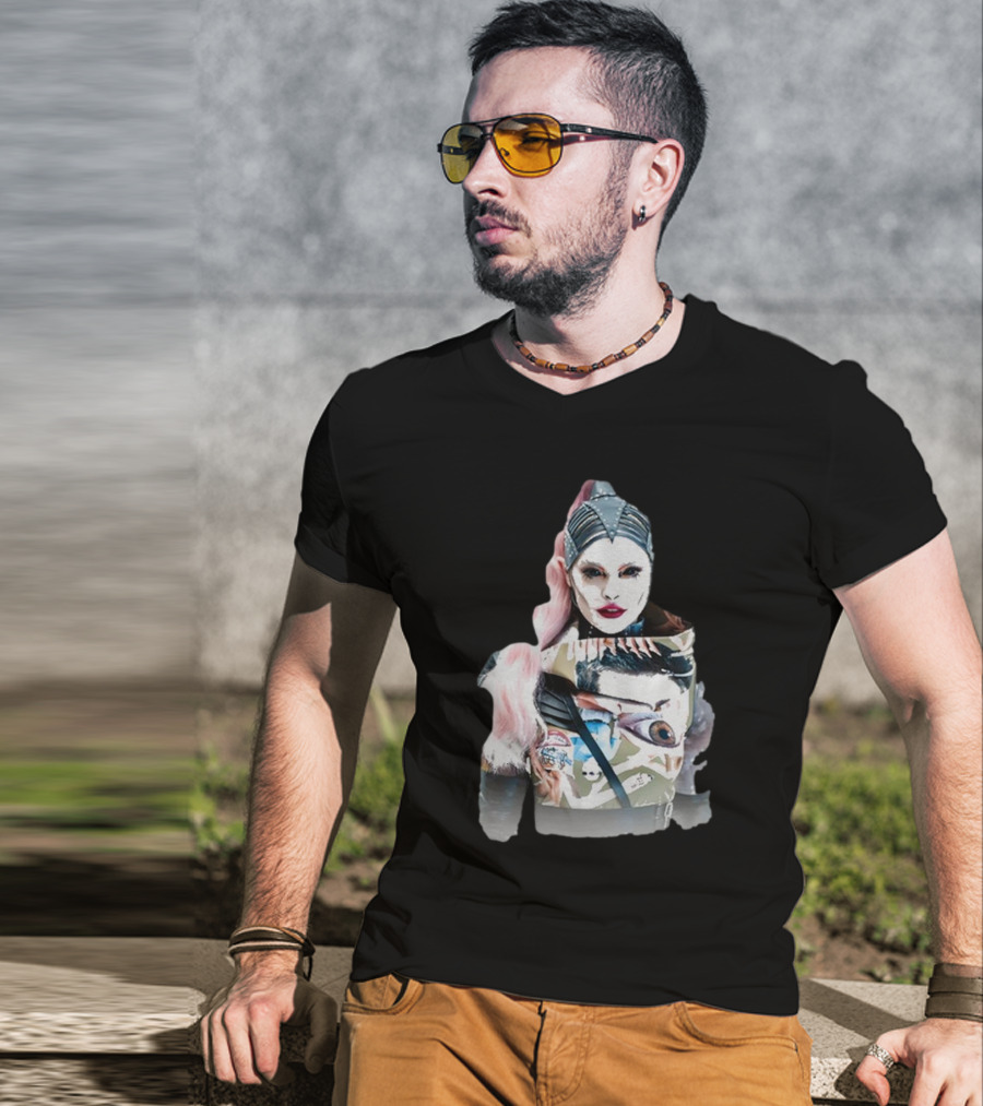 SKYND Catch Me If You Can Eerie Surrealist Portrait With Distinctive Mask And Eye T-Shirt