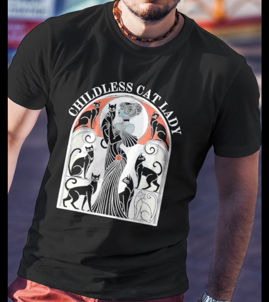 CHILDLESS CAT LADY Deco Style With Elegant Cats And Lady T-Shirt