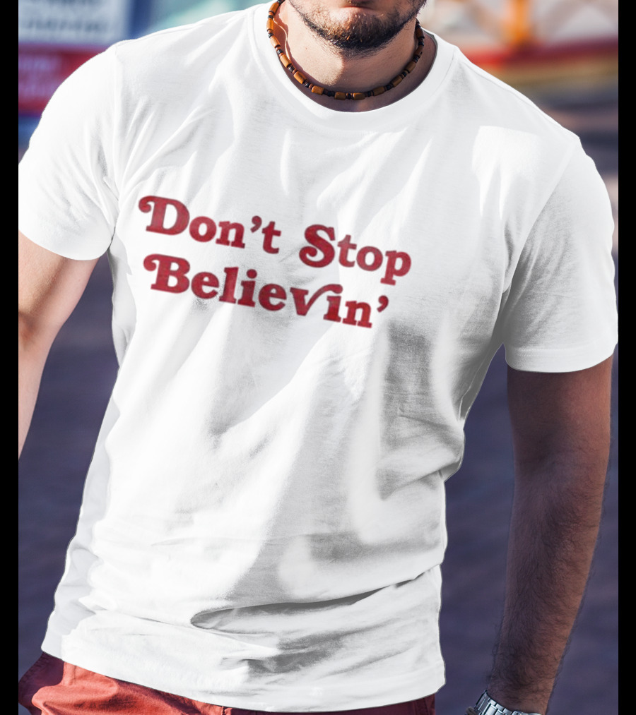 Don't Stop Believin' Det Vintage Red Text Classic Retro T-Shirt