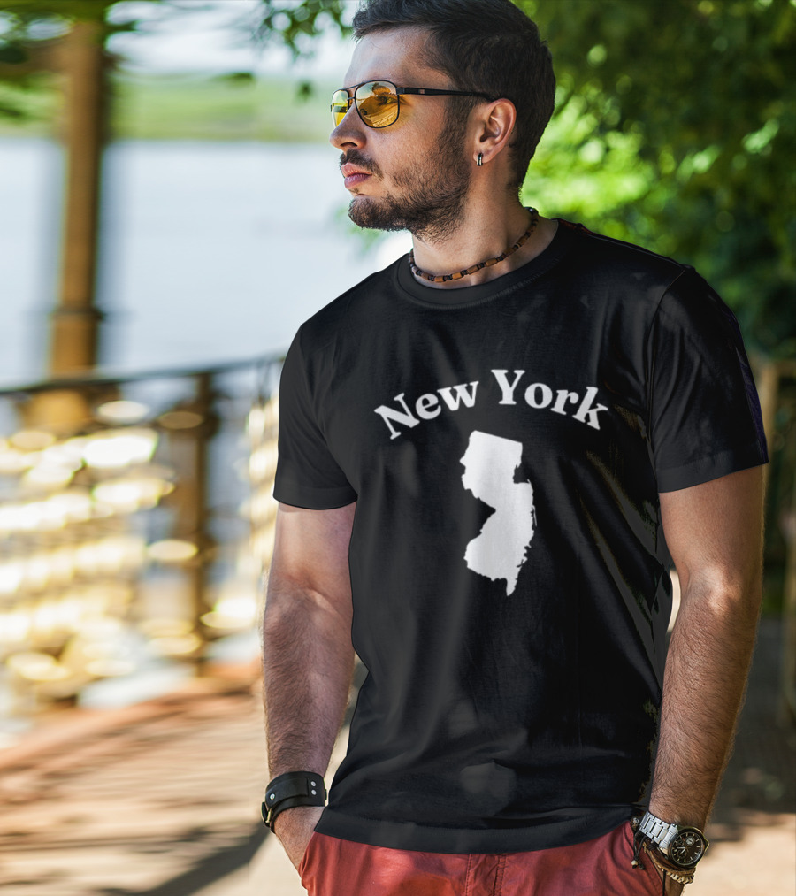 New York New Jersey Map T-Shirt