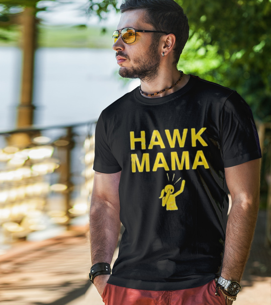 Iowa Hawk Mama Fan Enthusiast T-Shirt