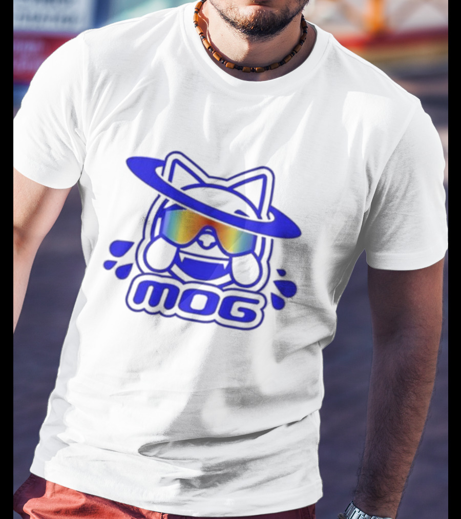 Mog Rainbow Gradient Spectacles Cat With Blue Outline Orbital Halo T-Shirt