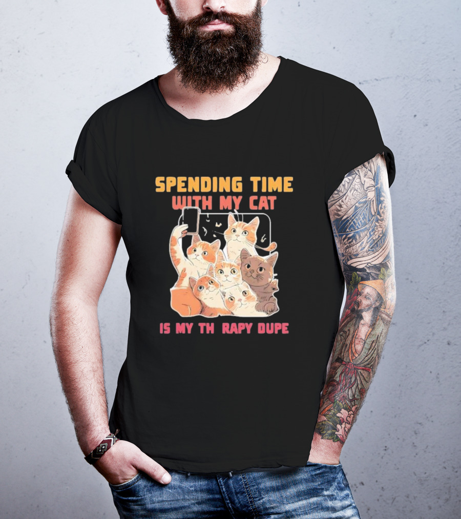 Spending Time With My Cat Is My Therapy Dupe Vintage Cats Taking Selfie T-Shirt